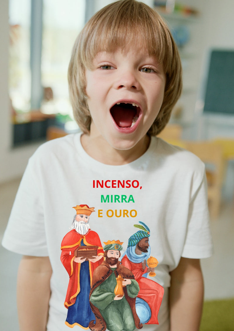 Camiseta Infantil "Incenso, Mirra e Ouro"